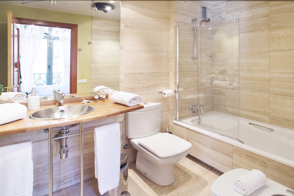 Canela Homes Barcelona Universitat المظهر الخارجي الصورة